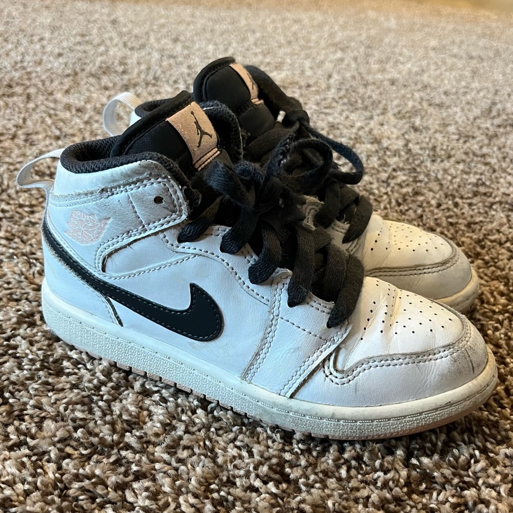 Youth Nike Air Jordan’s. Size 13.5